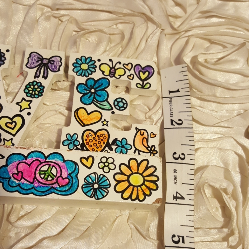 Paper Clip Decor - Love Sign - Picture 7 of 9